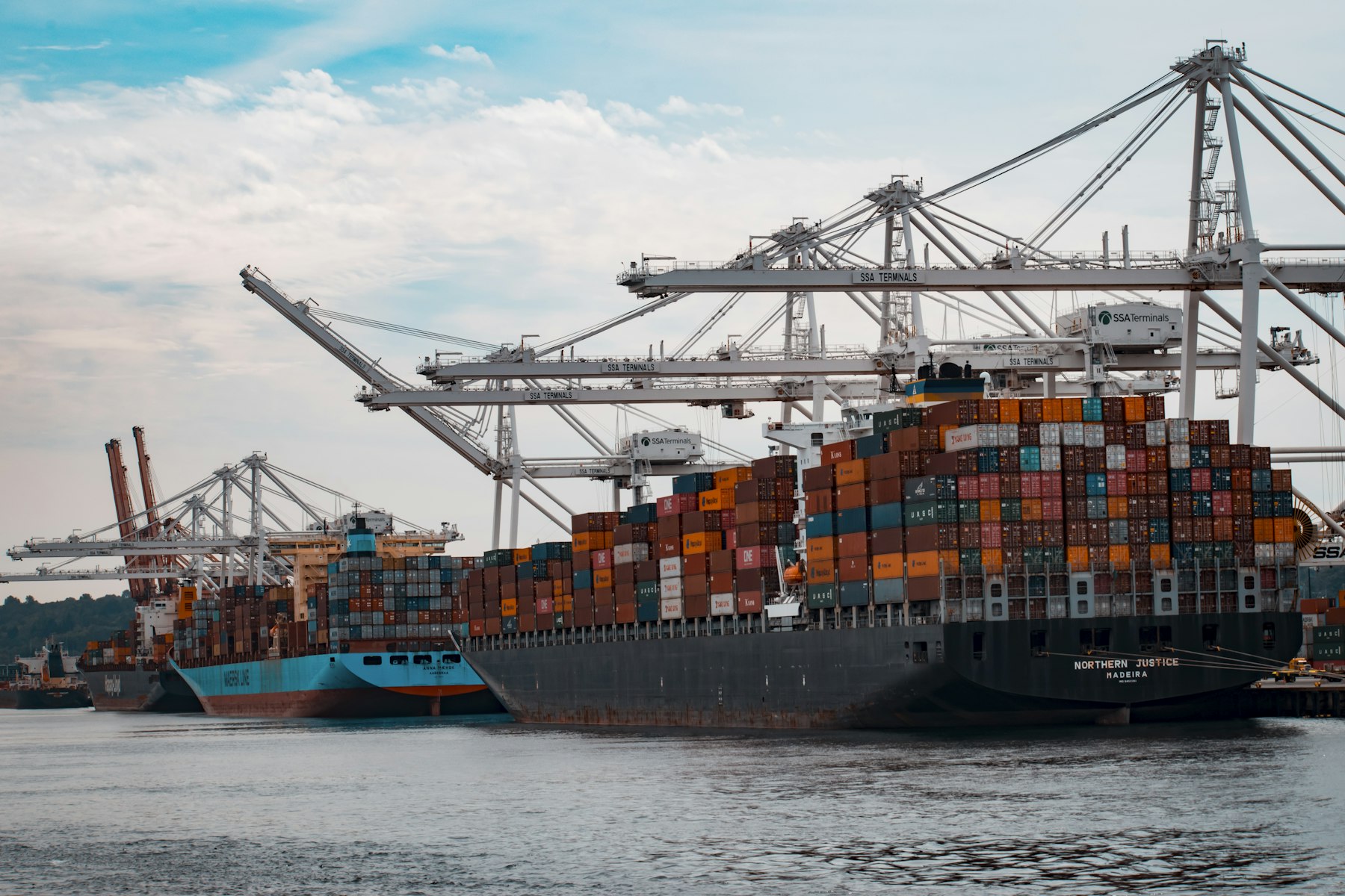 Transport conteneurisé CNAN MED
